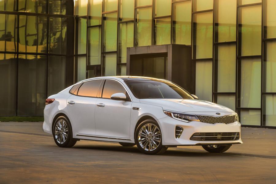  Kia Optima SXL 2015 года  (фото 8 из 16)